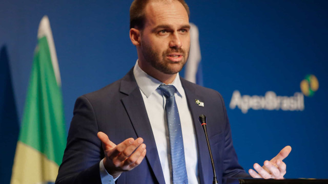 Eduardo Bolsonaro quer escritório do PL em Miami e voto de brasileiros que moram nos EUA