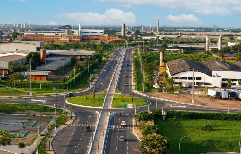 Bilhões no polo industrial, centavos na Saúde: O contraste que envergonha Maracanaú.