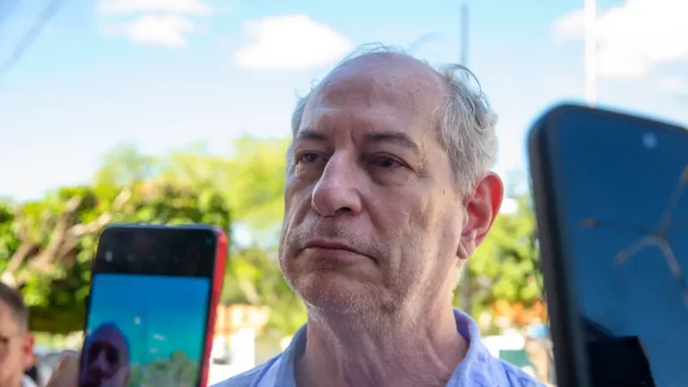 TRE-CE revoga liminar e libera volta de propaganda do PSDB com Ciro Gomes no rádio e na TV