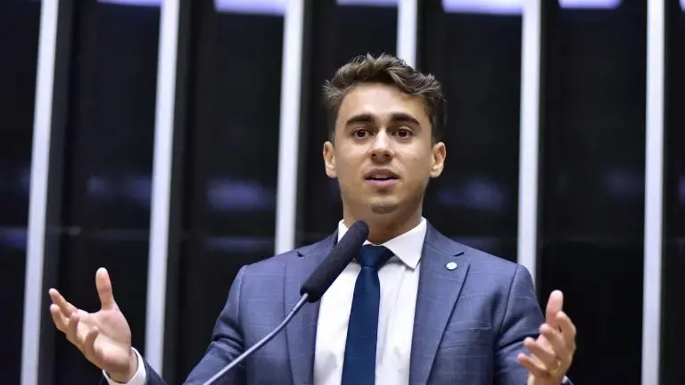Justiça condena Nikolas Ferreira a indenizar PT por danos morais