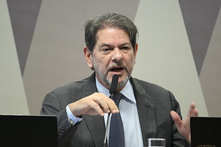 Cid e Capitão Wagner lideram disputa pelo Senado, mostra Genial/Quaest