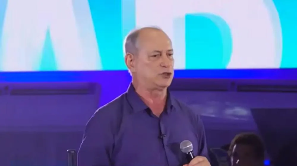 Ciro Gomes oficializa candidatura ao Governo do Ceará e prega união contra violência, pobreza e polarização