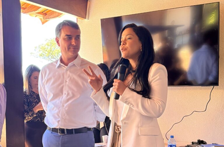 Priscila Costa disse estar à disposição para ser vice de Flávio um dia antes do anúncio de Alfredo Gaspar