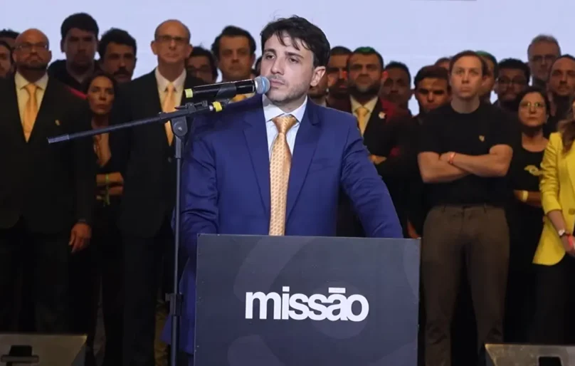 Missão oficializa Renan Santos como candidato à presidência: “Nós construímos o próprio caminho”