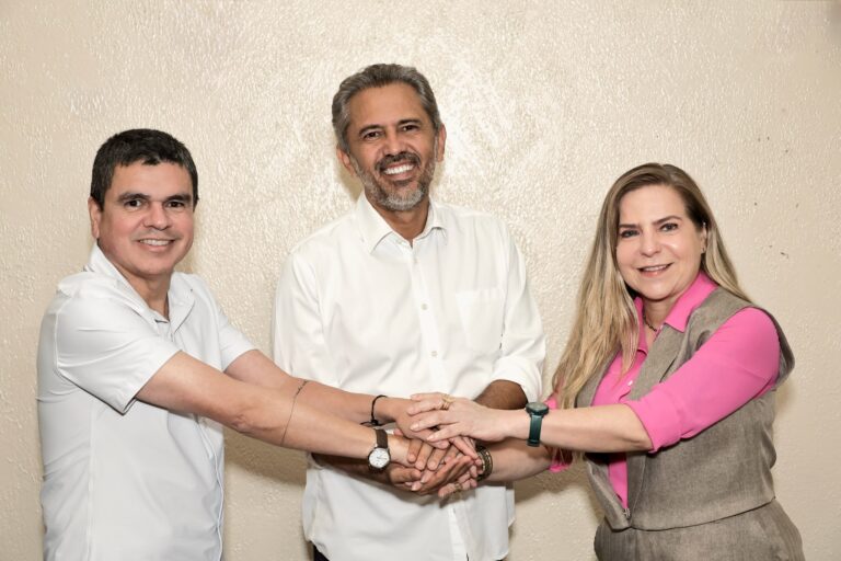 Elmano confirma Luizianne Lins como candidata a senadora por sua chapa