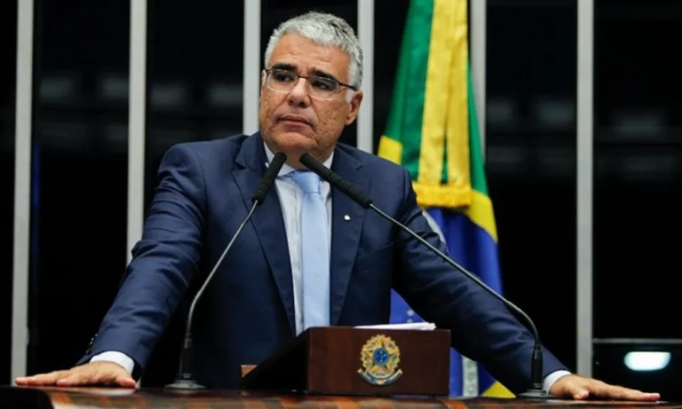 Novo faz convenção no Ceará em meio a impasse sobre Girão