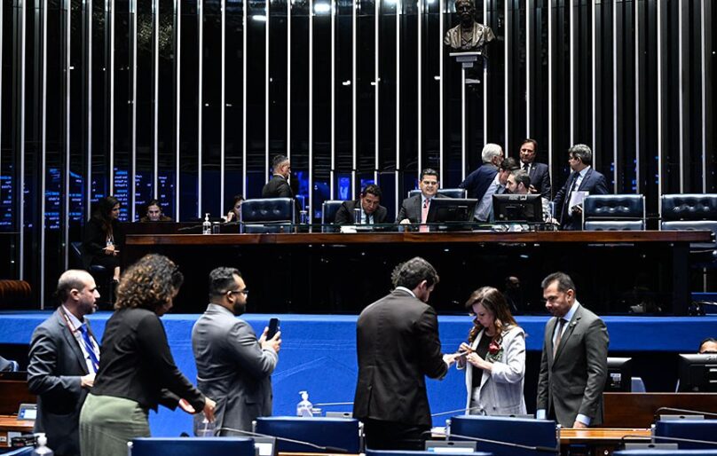 Quem disputa o Senado? Maioria é homem, branco e tem ensino superior