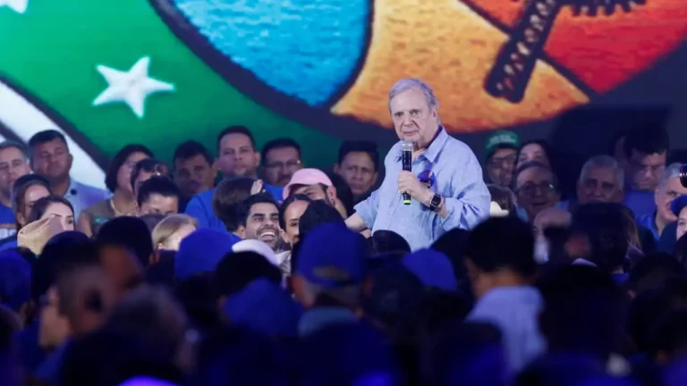 Ao lado de Ciro, Tasso fala da união da oposição no Ceará: "O que une é espírito público e caráter"