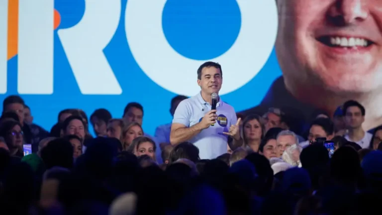 Capitão Wagner cita impasse na Justiça em palanque de Ciro: 'Ninguém aguenta mais essa perseguição'