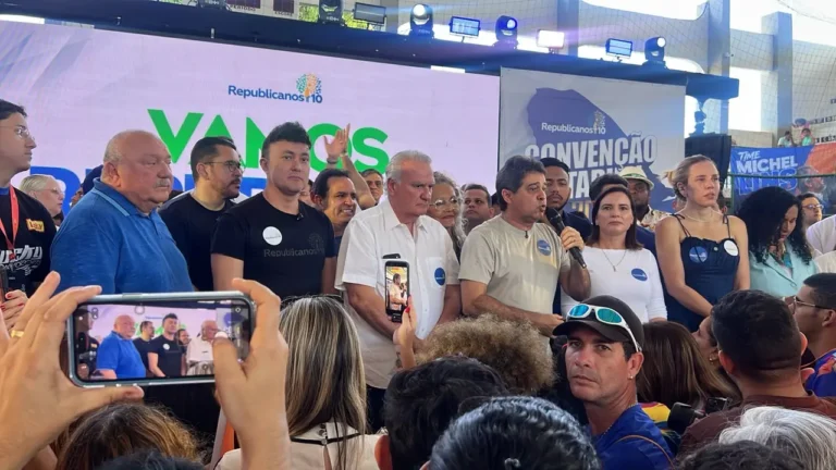 Em convenção do Republicanos, Chiquinho retira pré-candidatura ao Senado e reafirma apoio a Elmano