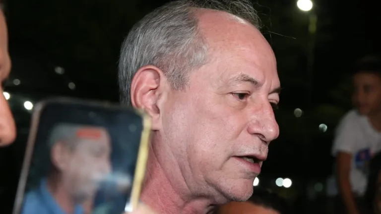 Ciro evita apoio nacional e fala em voto livre: 'Eu tenho eleitor do Lula, do Bolsonaro, do Caiado'