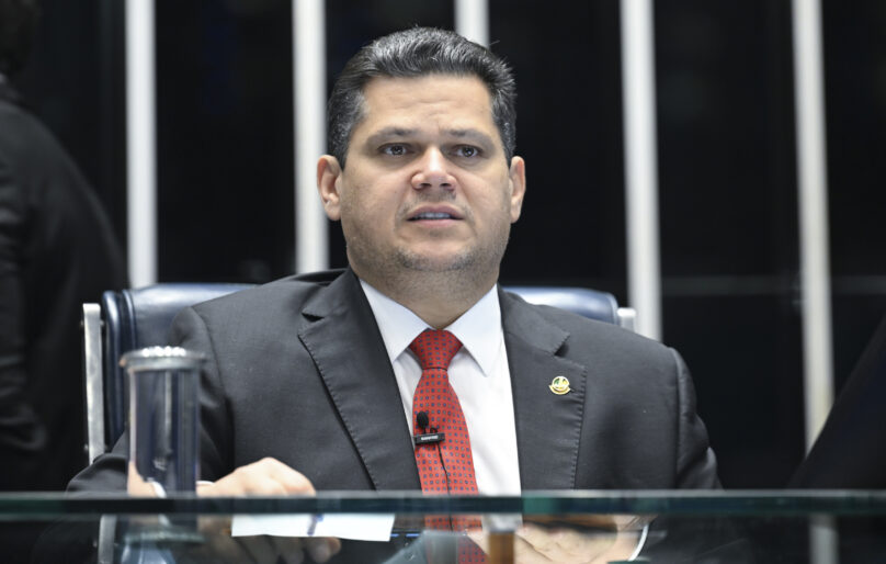 Após reunião com Lula, Alcolumbre destrava PECs da Escala 6×1 e da Segurança