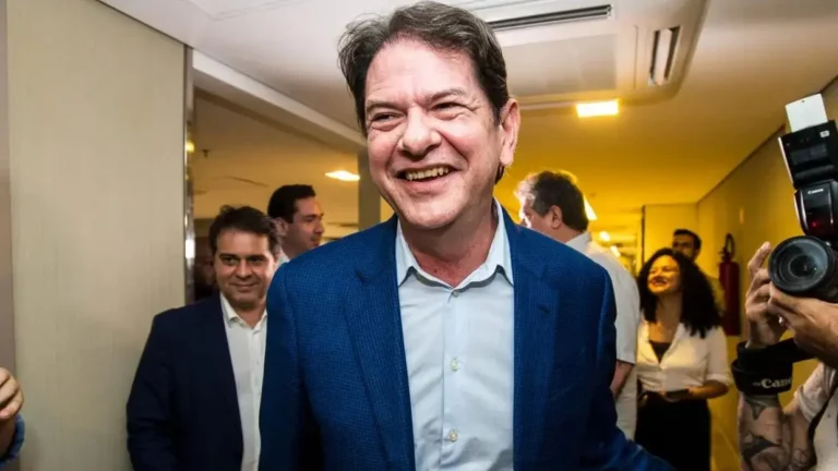 Quem é Cid Gomes, candidato à reeleição no Senado Federal em 2026