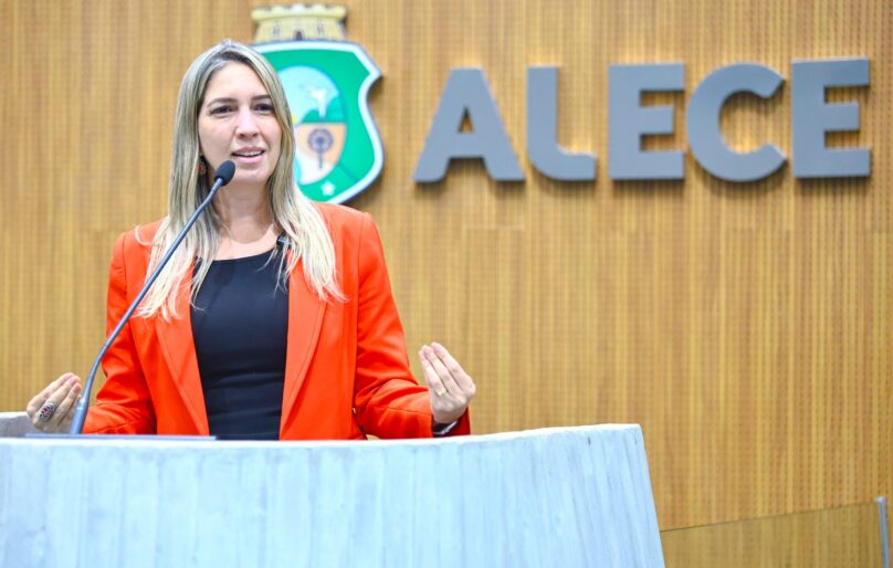 Petistas rebatem fala de Ciro sobre mulheres do PT durante convenção em Fortaleza