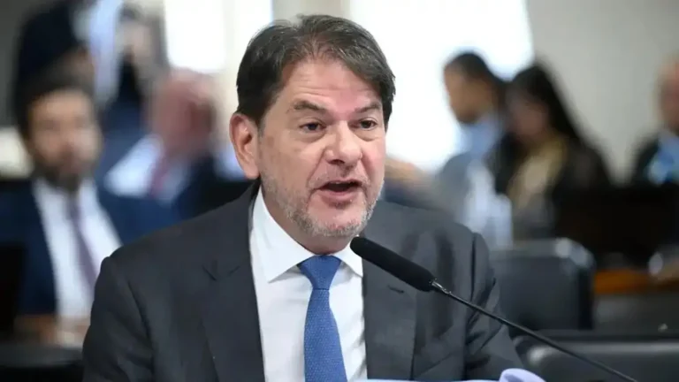 Cid Gomes lança vaquinha virtual para campanha; veja quanto já arrecadou