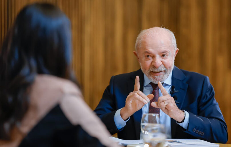 Lula elogia intervenções de Fachin na crise do STF