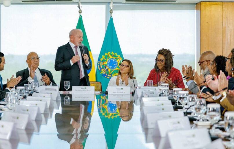 Lula se encontra com pastores evangélicos e critica uso político de religião