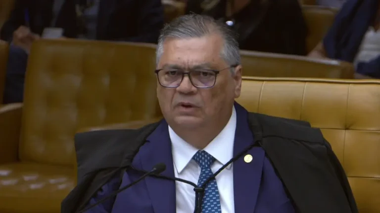 Flávio Dino cita combate seletivo à corrupção no Brasil: 'Deletéria ao País'