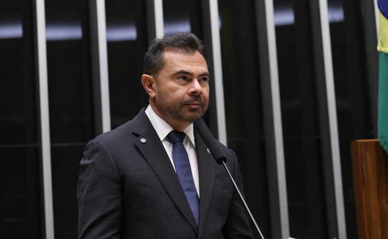 Cearamor confirma apoio a Idilvan Alencar para deputado federal nas eleições de 2026