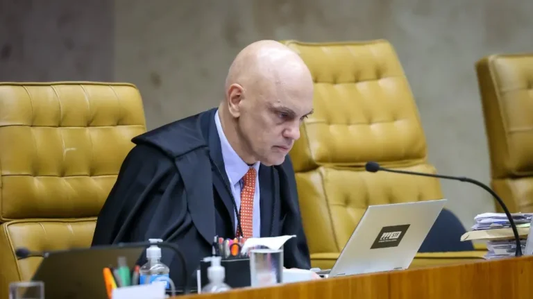 Moraes nega favorecimento a Vorcaro e chama investigação de 'farsa' e 'vingança'
