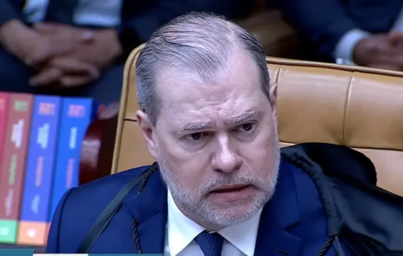 Dias Toffoli declara suspeição em julgamento sobre Moraes