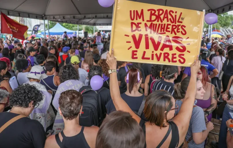 Violência política de gênero cresce 11 vezes e amplia alerta no Brasil