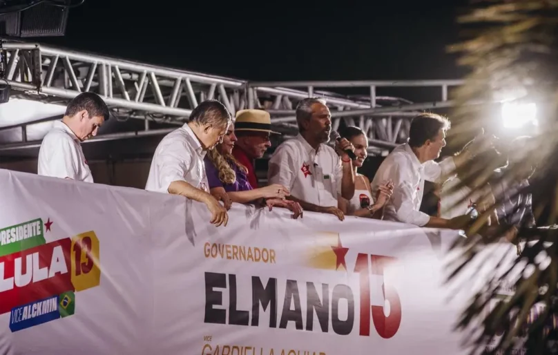 ‘Dia 4 não vai se criar no Ceará nenhuma raiz bolsonarista’, diz Elmano em agenda com Lula no Cariri