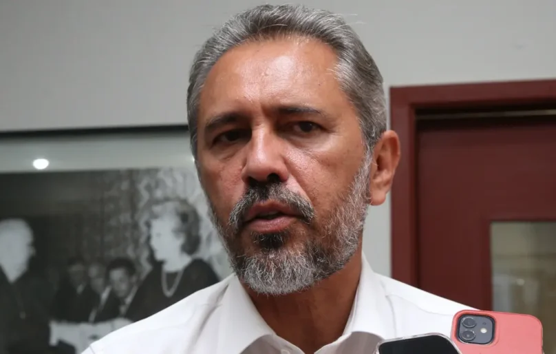 Elmano quer formação de jovens com CDL e garantir simplificação promovida pela Reforma Tributária