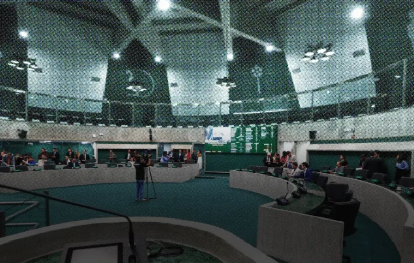 Como a Alece acabou com disputa de deputados por falas na tribuna após madrugadas e corrida digital