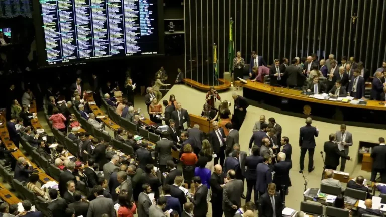 Ceará teve apenas duas deputadas federais reeleitas em toda história