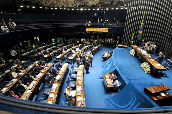 Campanha alerta que eleitores terão dois votos para o Senado em 2026