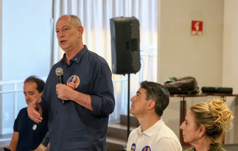 Ciro descarta encontro com Flávio Bolsonaro em Fortaleza: ‘Não vou encontrar com ninguém’