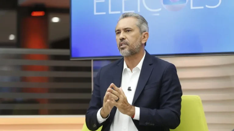 Justiça barra inserção do PT que compara Ciro a Bolsonaro e retira 29 minutos de Elmano da TV