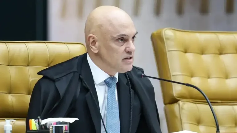 As três revelações que complicam a situação de Moraes no STF