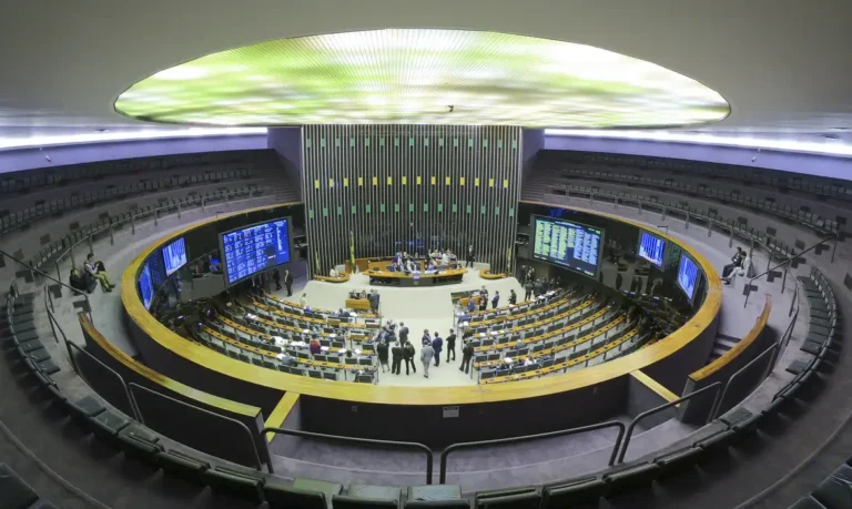 Novo concurso com mais de 150 vagas para a Câmara dos Deputados deve ter edital publicado neste mês