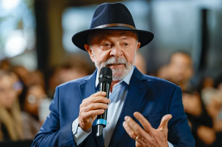 Lula cobra investigação do caso Banco Master “doa a quem doer” e pede fim de blindagens