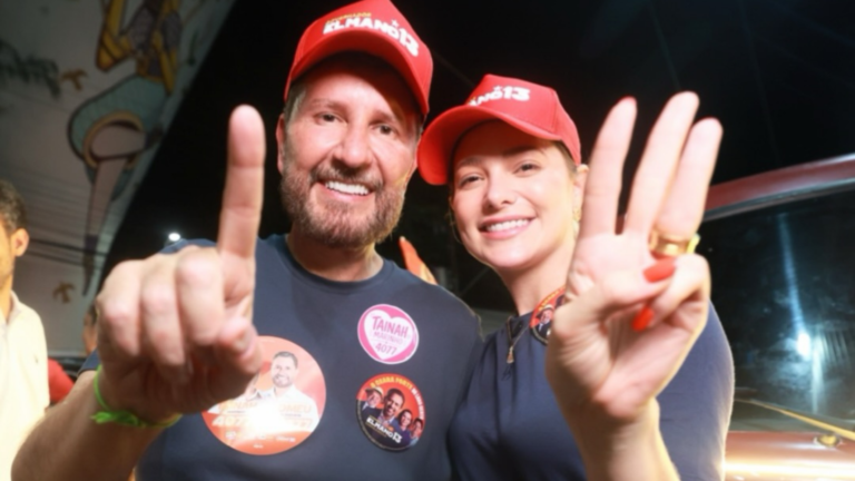 Romeu Aldigueri e Tainah Marinho promovem “Trenzinho” de campanha pelas ruas de Fortaleza