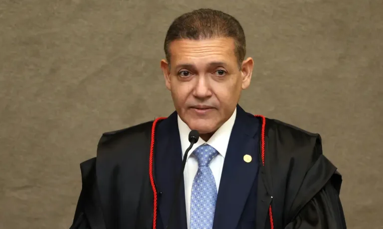 Presidente do TSE convoca eleitores a votarem em pronunciamento na TV e no rádio
