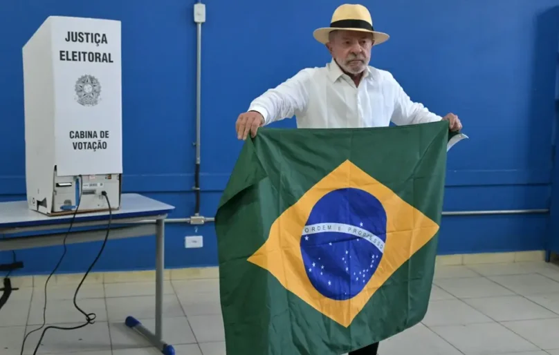 Lula votou na manhã deste domingo (4) no ABC Paulista