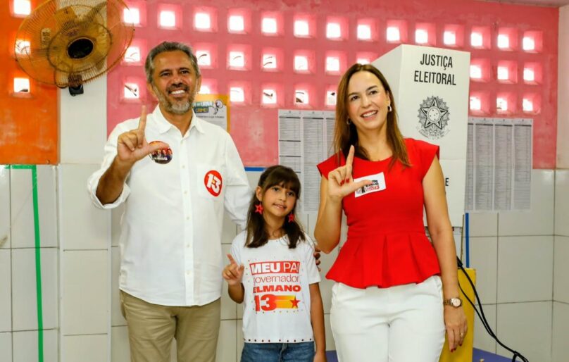 Elmano vota em Caucaia e espera “grande vitória do time de Lula no Ceará”