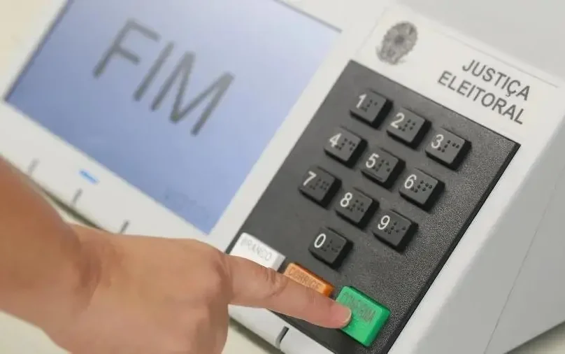 Quem não votou no 1º turno é obrigado a votar no 2º turno?