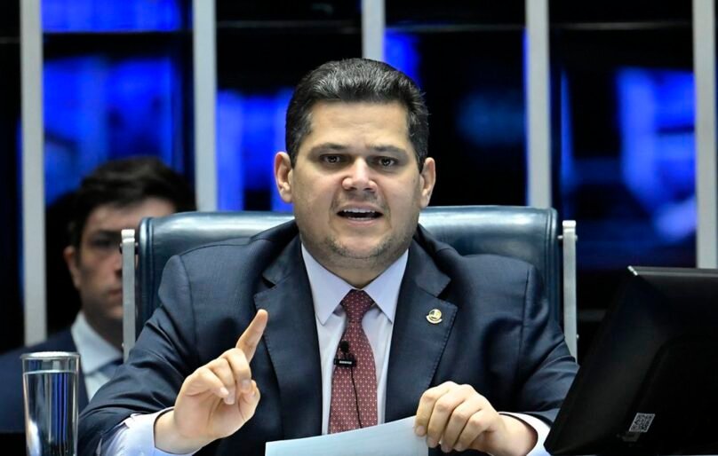 Alcolumbre marca votação da PEC da Segurança Pública para terça-feira (3)