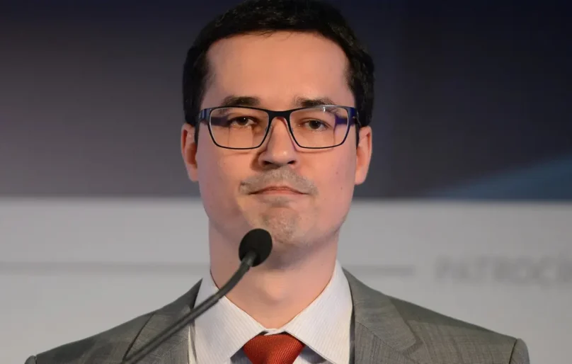Ministro do TSE barra candidatura de Deltan ao Senado na véspera da eleição