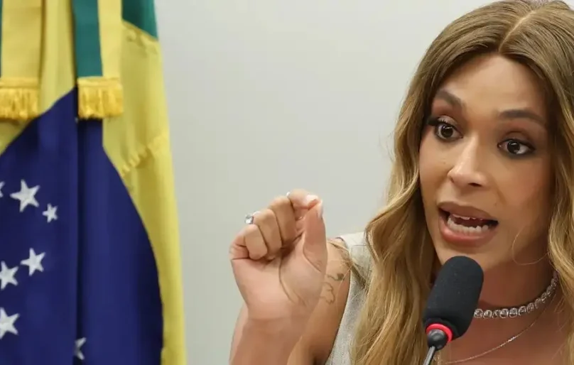 Erika Hilton recebe ameaça antes de voto no 1º turno das Eleições e reforça equipe de segurança