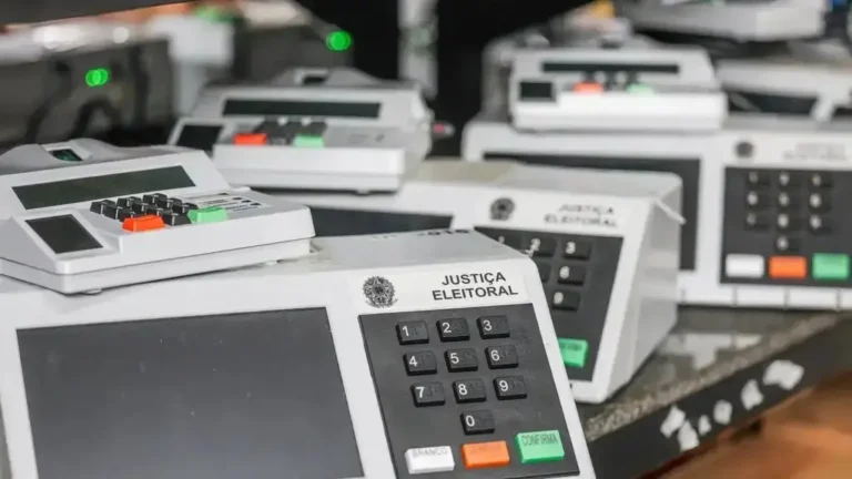 Quantos votos um candidato a presidente precisa para vencer no primeiro turno