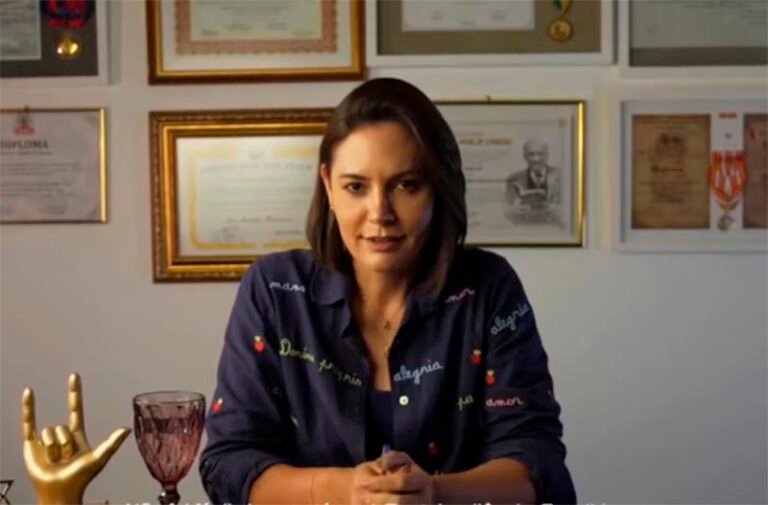 Em carta nas redes, Michelle Bolsonaro chama Jair de “nosso líder” após derrota de Flávio para Lula
